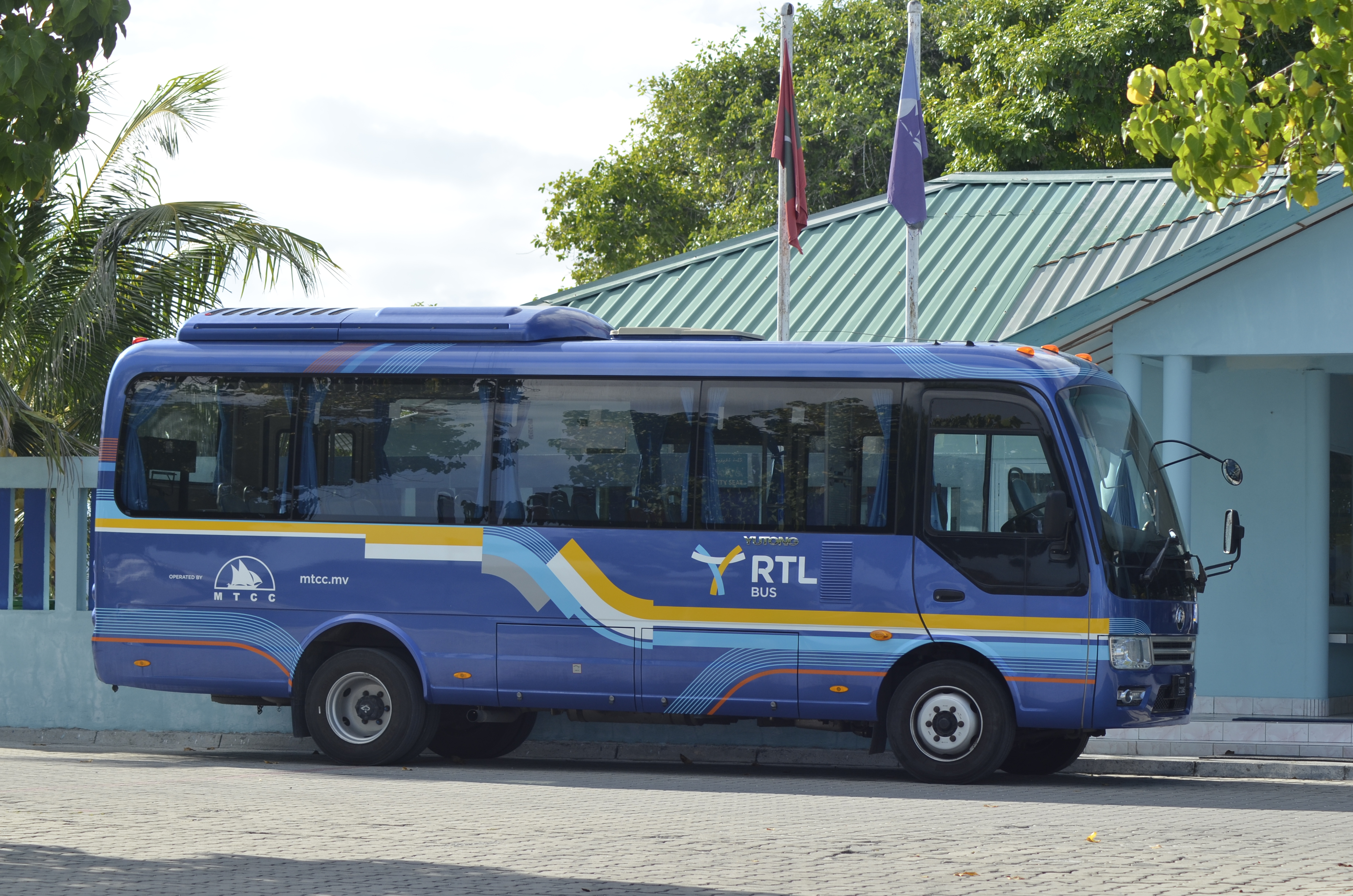A public bus on the island road